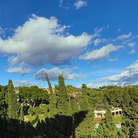 R09 Patios One Bedroom شقة