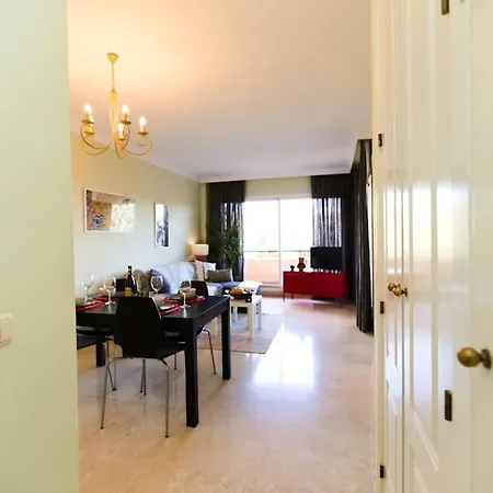 R09 Patios One Bedroom * Marbella