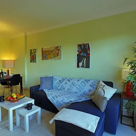 Apartment R09 Patios One Bedroom *