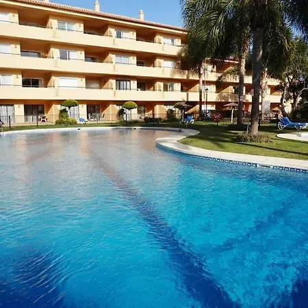 R09 Patios One Bedroom *