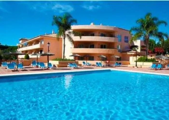 R09 Patios One Bedroom *